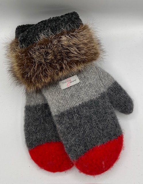 Mittens with grey and red fur